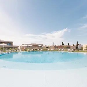 **** Resort White Shell Portugal